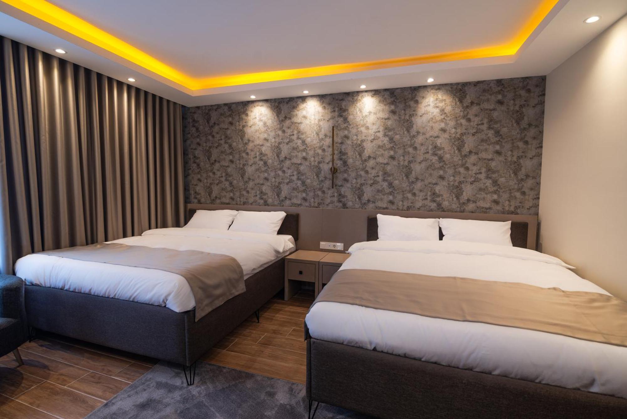 Hotel Huzur *